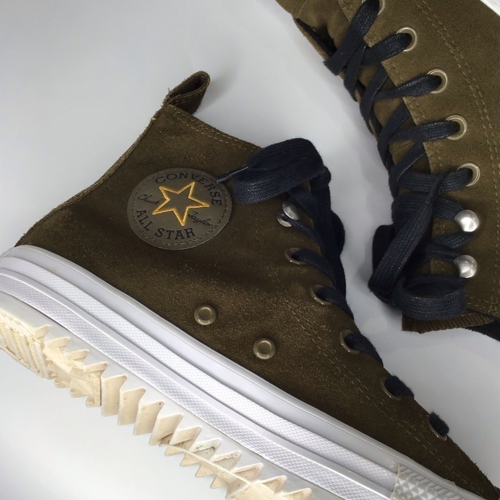 Converse Chuck Taylor All Star Hiker High-Top Sneaker in Olive Green Size 7. - Picture 9 of 12
